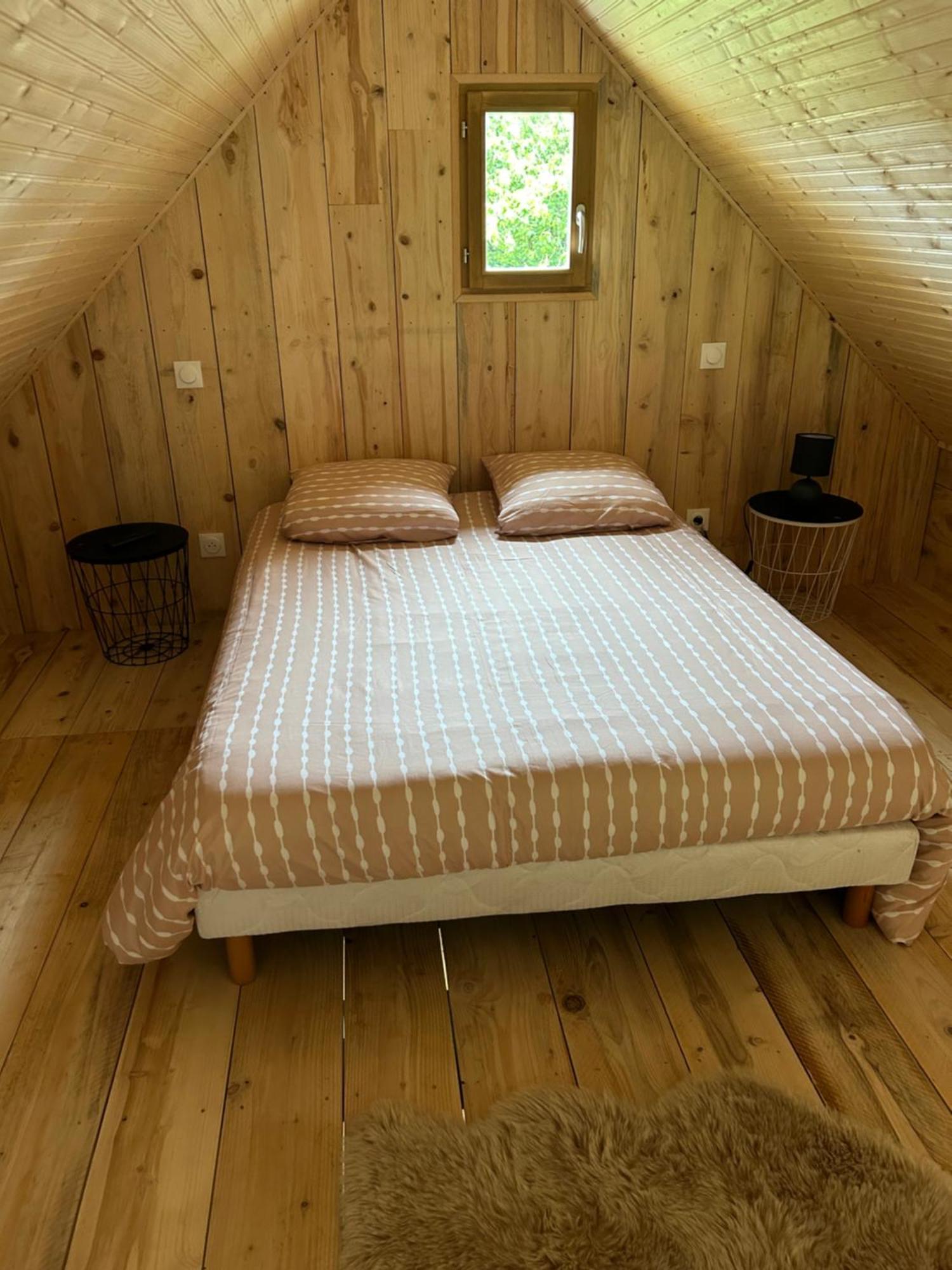 Chalet * Colonard-Corubert
